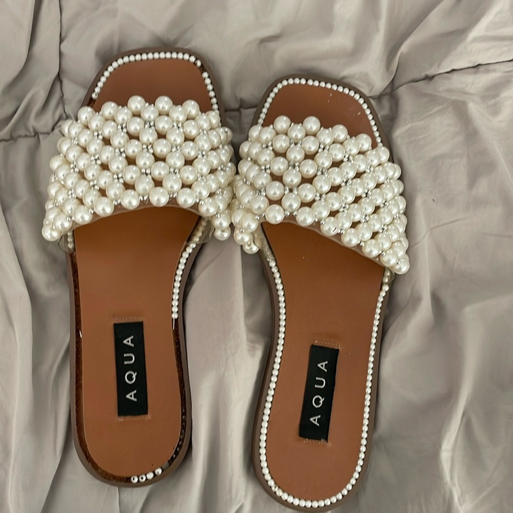 Aqua flats